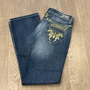Znara Jeans with green embroidery stitching